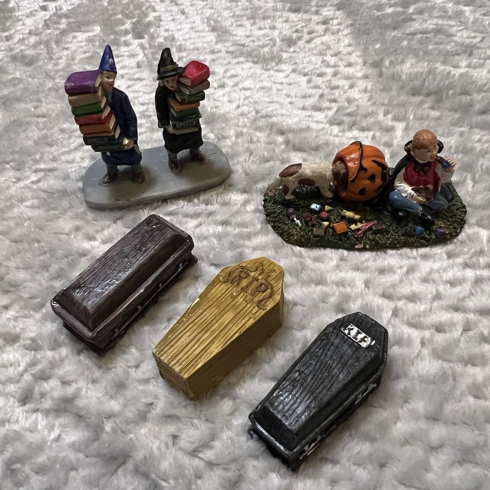 Lemax Lot of 5 Spooky Town Figures Accessories Halloween Spellbound Candy Thief